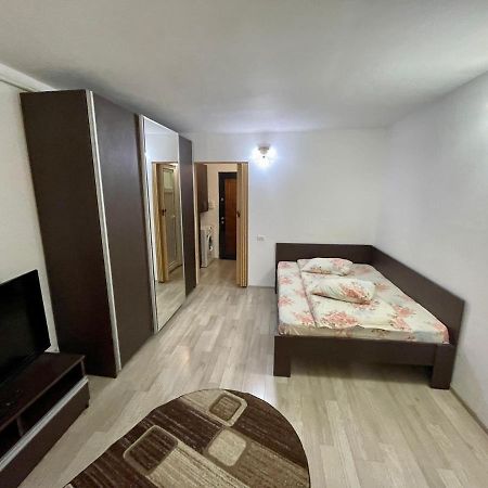 Appartamento Garsoniera Moderna Parcare Internet Piteşti Esterno foto